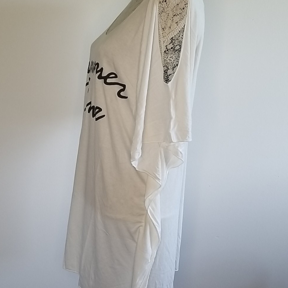 Beach cover up - Picture 2 of 4